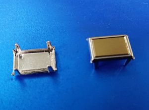 Four-legged logo in the bag