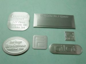 Aluminum convex trademark、Name-Plate
